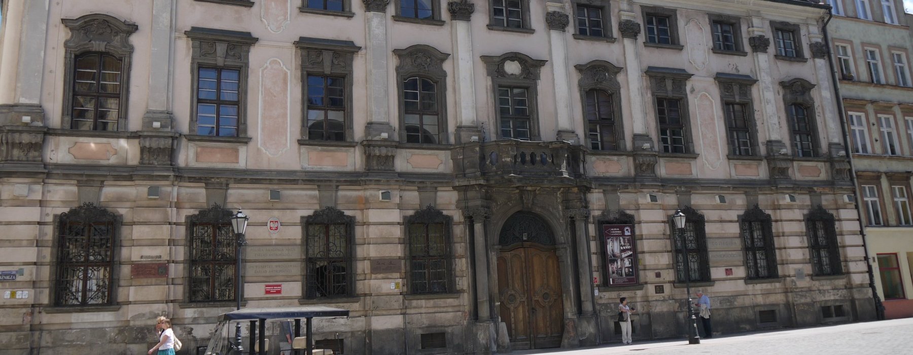 Außen Ansicht der Schule